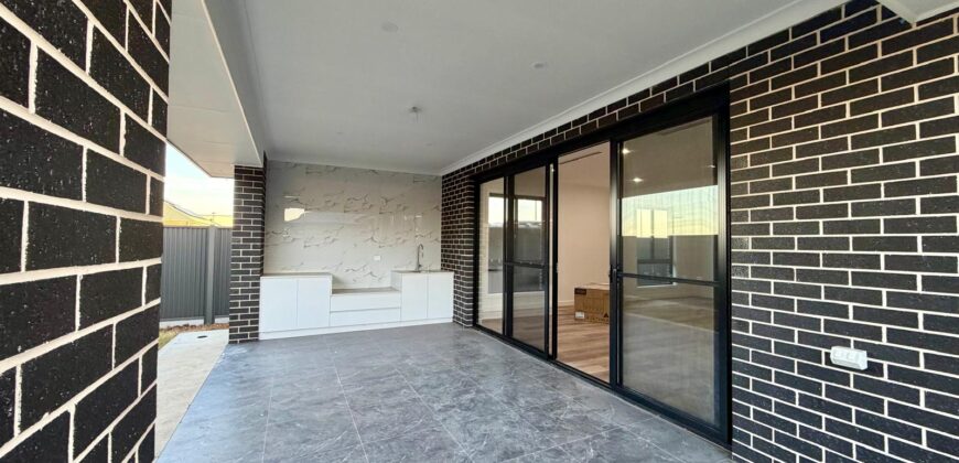 38 Osprey Dr Riverlea Park SA 5120
